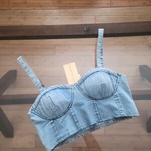 B.O.G. Collective 🖤 Adorable Denim Crop Top, Size large